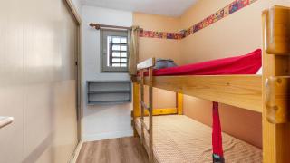 Port La Roquille- 124- Appart proche mer- 6 pers - 3