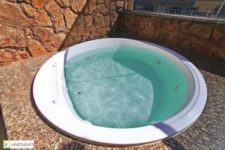 Nice penthouse with pool, close to the beach - 7