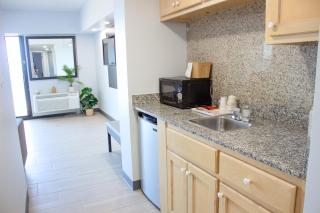 Sun & Sand Resort Oceanfront Suites - 2