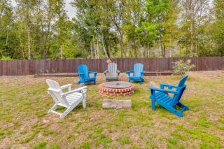 Sunny Pensacola Home with Fire Pit and Gas Grill! - Perdido Key - 9