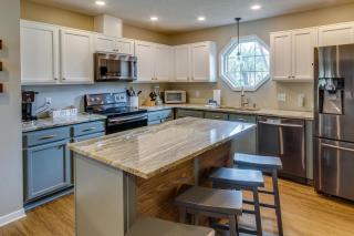 Sunny Pensacola Home with Fire Pit and Gas Grill! - Perdido Key - 8
