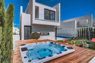 SunnyVillas: 3BR New Villa☆Private Pool in Pernera - White Swan - 0