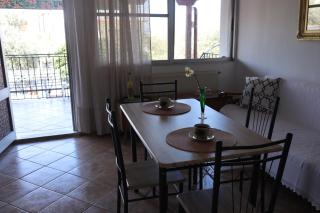 Ligeia House - 4