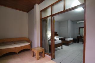 Fourteen Roses Boutique Hotel, Kuta - 4
