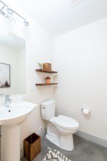 Flexhome Brewery District 2BR Apt M3 - Milwaukee - 5