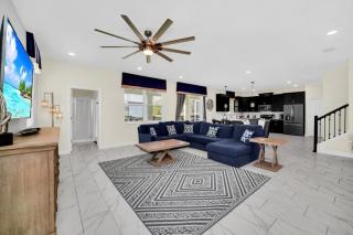 Luxury 6 Bedroom 5 Bathroom Gated Resort Villa Clo villa - 1