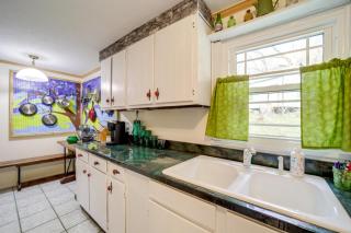 Pet-Friendly Smoky Mountain Getaway with Fire Pit! - 3