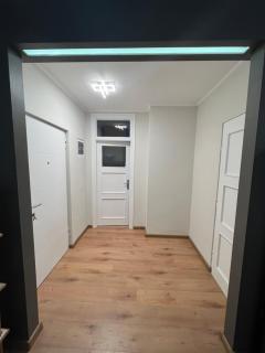 Downtown Admiral - 5