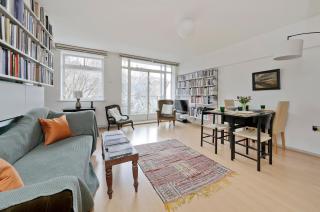 Large one bedroom flat with balcony close to the City by UnderTheDoormat - Londra - 3