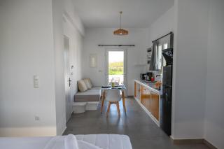 Oliva Naxos Apartments - 1