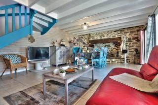 LocaLise - M3A La Maison du pêcheur au Guilvinec - Chambres vue mer - A 20m de la mer située à la pointe de Men Meur - Tout à pied, plage, port, centre, commerces, marché - Wifi inclus - Linge de lit inclus - Jardin clos - En option , ménage et serviettes - Le Guilvinec - 8