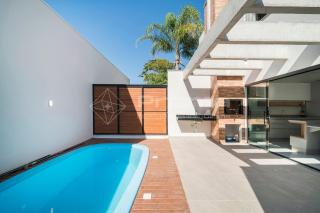 Lindo duplex geminado na Praia de Mariscal. - Bombinhas - 8