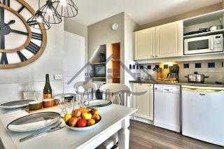 LocaLise au Guilvinec - A22 - Belle vue sur la mer, la piscine et le jardin - Tout à pied, plages, port, centre, commerces, marché - Wifi inclus - Animaux bienvenus - Linge de lit inclus - 5