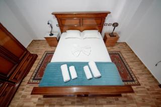 Nina's Guesthouse - Gjirokastër - 3