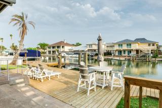 Private Dock Charming and Spacious Rockport Abode! - Rockport - 1