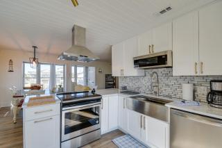 Holden Beach Home on Intracoastal Waterway Canal! - Holden Beach - 8