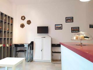 Charming Malaga Stay Walk to Top Sights - Málaga - 6