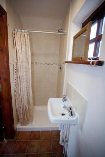 Aille River Tourist Hostel and Campsite Doolin - Doolin - 6