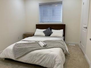 Treasure in Brant - 4 Bedroom Detached House - 2