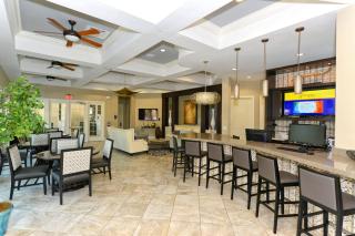 6 Bedrooms 5 Bathrooms Solterra 7664 Ol - 8
