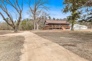 Knotty Pine Escape - Arkdale - 2