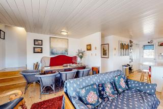 Mountain Vista - House & Barn - 4