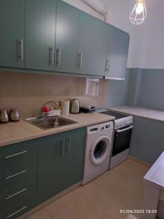 Cozy new apartment near the beach - Athens - 3
