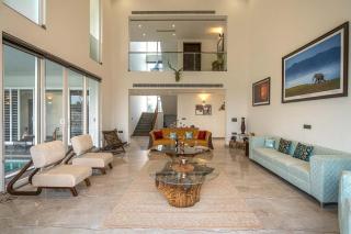 StayVista at The Francolin Farm with Free Breakfast, Infinity Pool & Jacuzzi - Sohna - 7