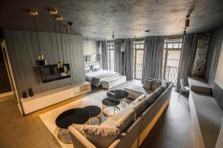 Victoria Deluxe Hotel - Černivci - 9