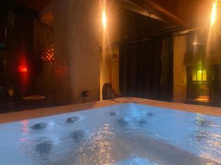 HOTEL de la Truite & SPA Le petit Nautilus - Le Pont - 1
