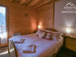 Demi chalet 8 pers, 4 chambres, garage, wifi, ski bus proche - FR-1-391-45 - Le Grand-Bornand - 4
