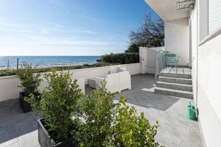 Esclusivo alloggio a sfioro sul mare con terrazza. - Santa Maria di Castellabate - 5