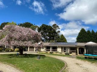 Relaxing at acreage farmhouse - Burrawang - 4