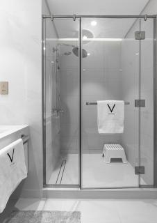 Sea View with Private Beach Access! 3BR & Maid Rm - 1