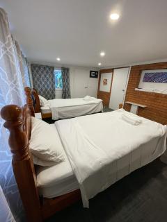 LCF Rosehill Accommodation 3 free car parking inside property G2 - Sydney - 6