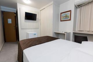 Hotel Lawrence - 2