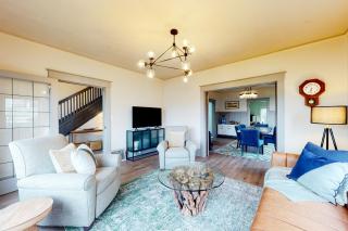 Tacoma Garden Hideaway - 9