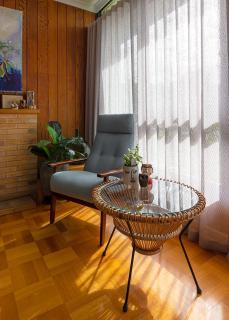 Jamaica Mid-Century - Seaton - 1