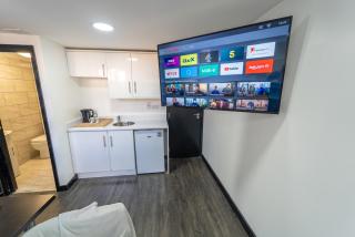 STAYSA Equipped studios near QE and UOB in GuestHouse close to the city! - Birmingham - 1