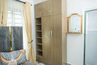 Amazing Waterfront 1-Bed Apt With 24HRS PWR And Fast Wi-Fi - Lagos - 3