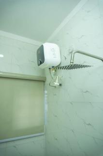 Amazing Waterfront 1-Bed Apt With 24HRS PWR And Fast Wi-Fi - Lagos - 2