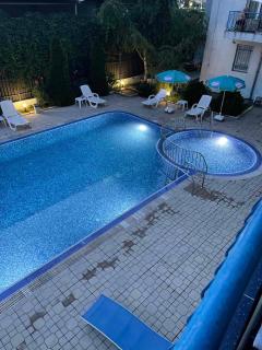 VIOLET GARDEN 2 Veranda Apartment - Sunny Beach - 0