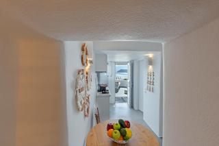 Helianthus Dream Homes - Oia - 7