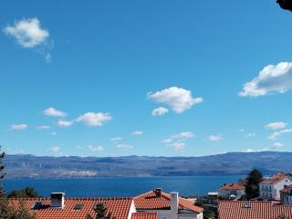 Island Bliss - 150 m from the beach, with sea view - Vrbnik - 4