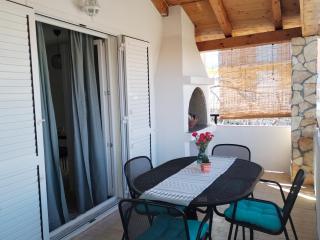 Island Bliss - 150 m from the beach, with sea view - Vrbnik - 6