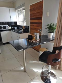 Three Stones Executive Apartments - Maseru - 6