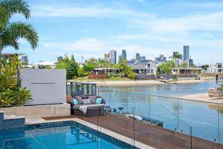 Relaxed Waterfront Luxury -Central Location - 6