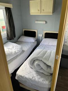 Golden Anchor Caravan Park holiday homes 6 berth - Chapel Saint Leonards - 1