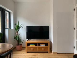 Oasis by Black Dove design - Belfast - 9