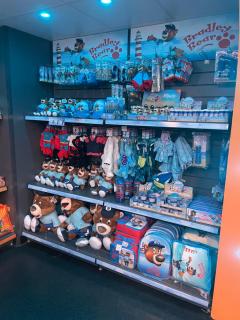 Caravan - Sleeps up to 8 & Free parking - 5